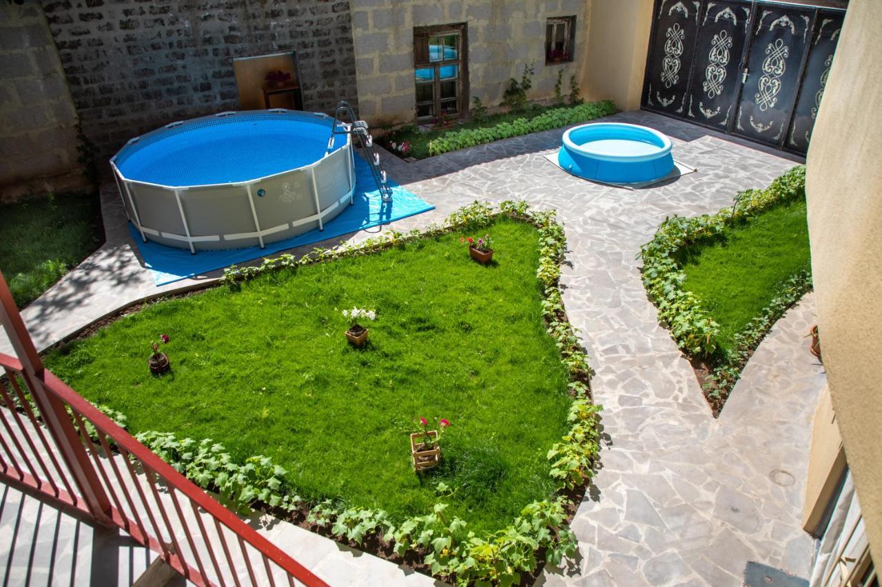 Tatev Hotel And Tours 예레반 외부 사진